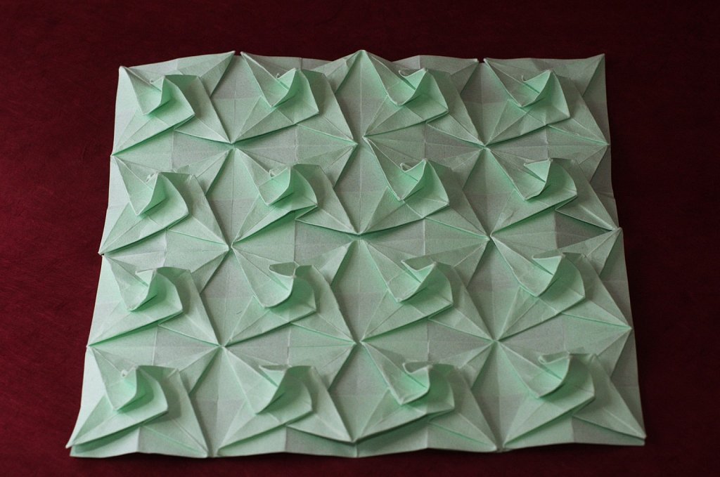  Twisted Bird Base Tessellation 1